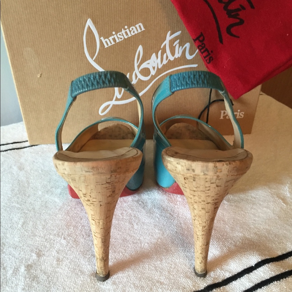 Christian Louboutin - Picture 2 of 6